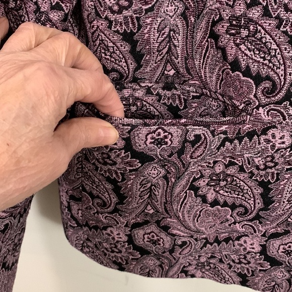 Liz Claiborne purple and black Tapestry style jacket with snaps good condition - Picture 2 of 8